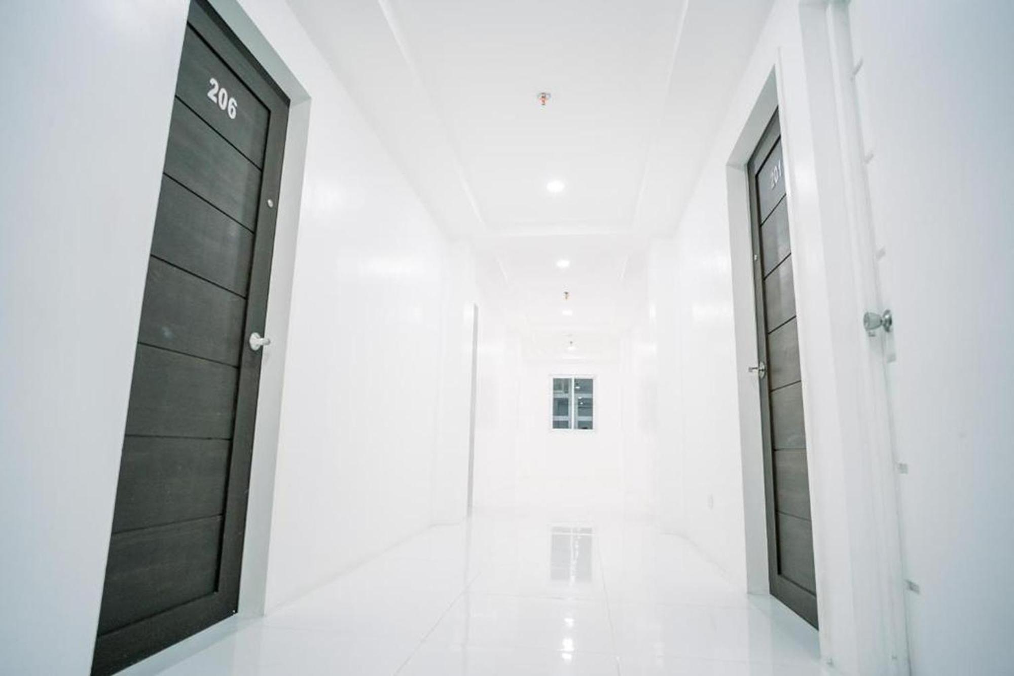 Spotlight Hotel Near Hundred Islands Wharf อลามินอส ภายนอก รูปภาพ